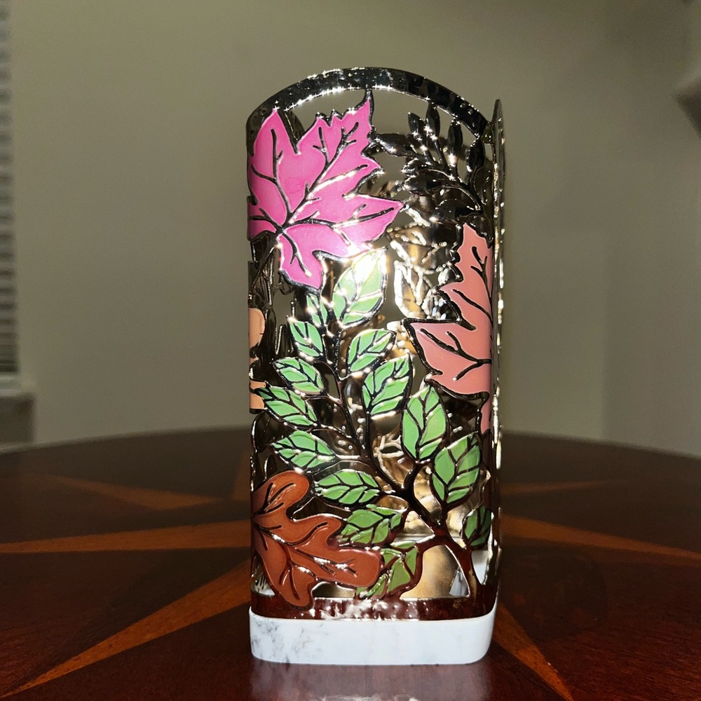 Bath & Body Works Leaf Garland Soap Holder - Picture 4 of 4